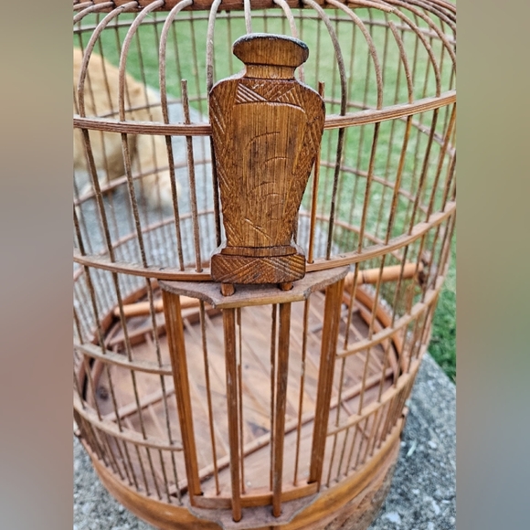 Beautiful Vintage Wooden Bird Cage - Picture 6 of 6